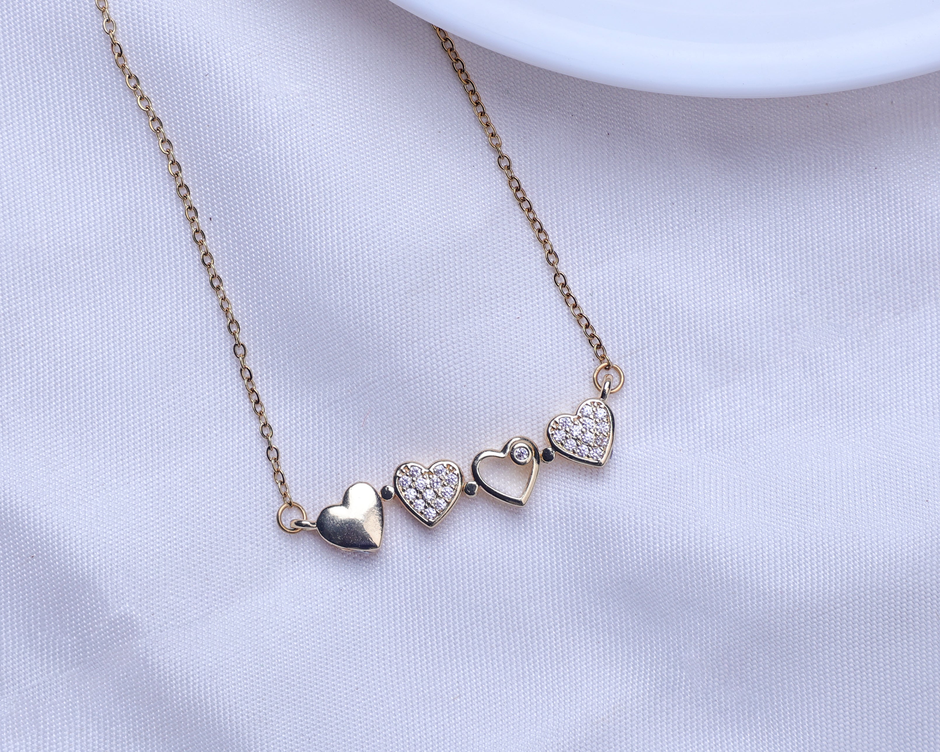 Heart Anti-Tarnish Openable  Necklace