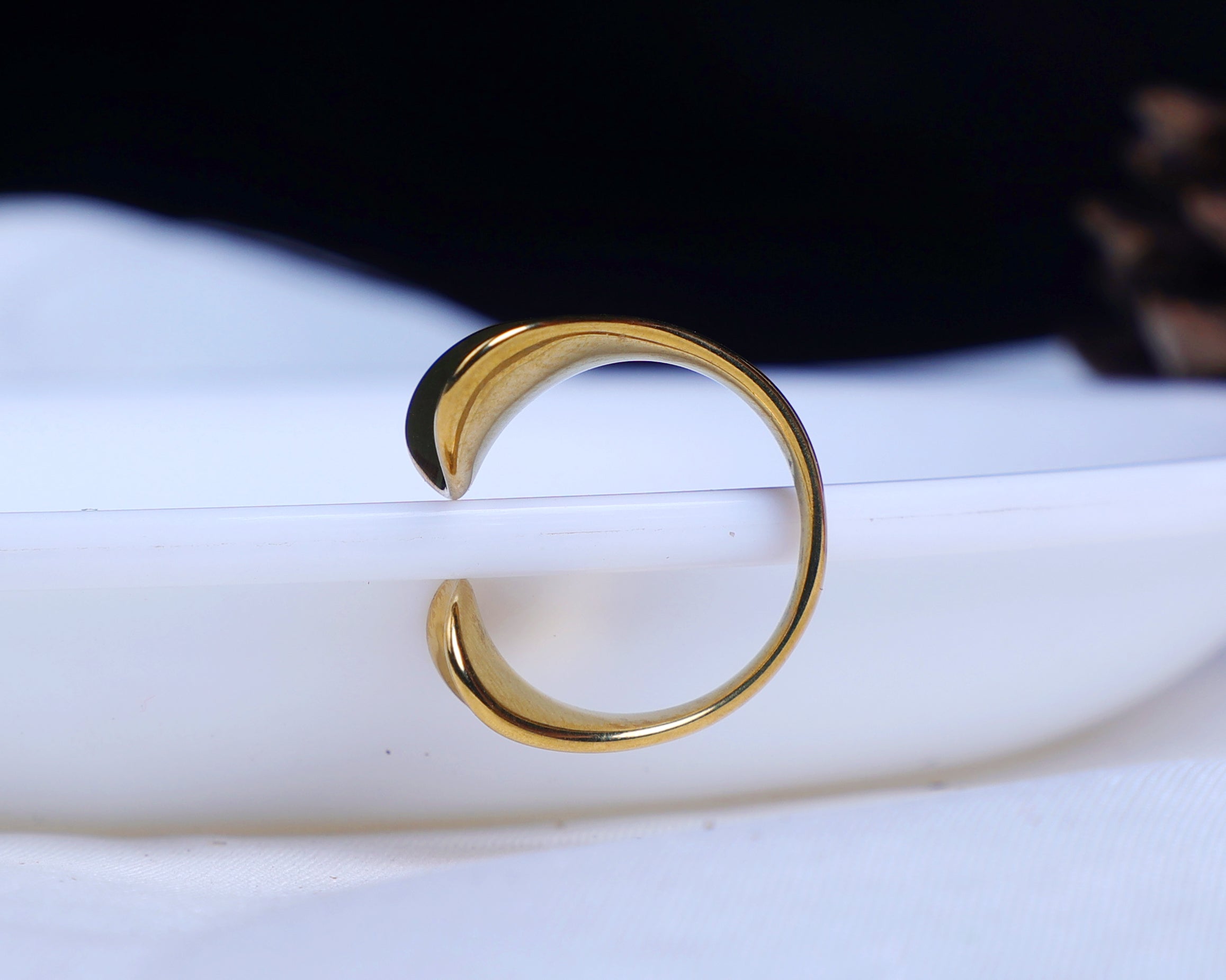 Anti-Tarnish Designer Ring