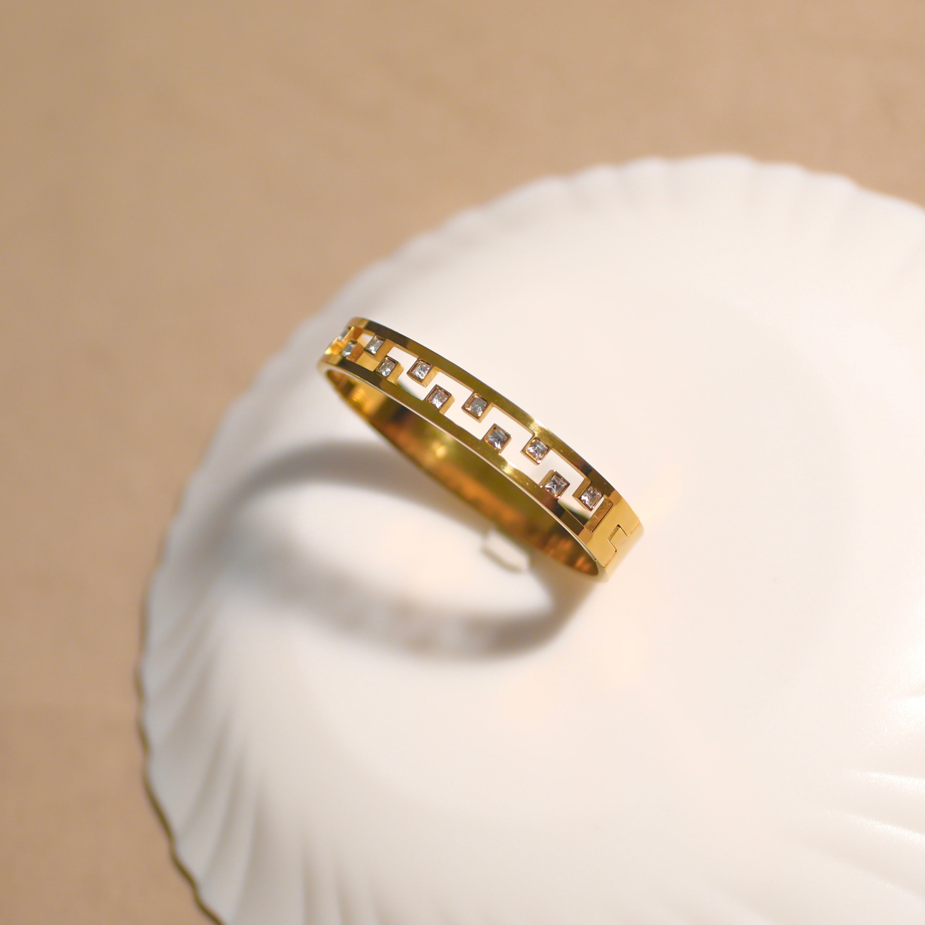 Anti-Tarnish Geometric Bracelet