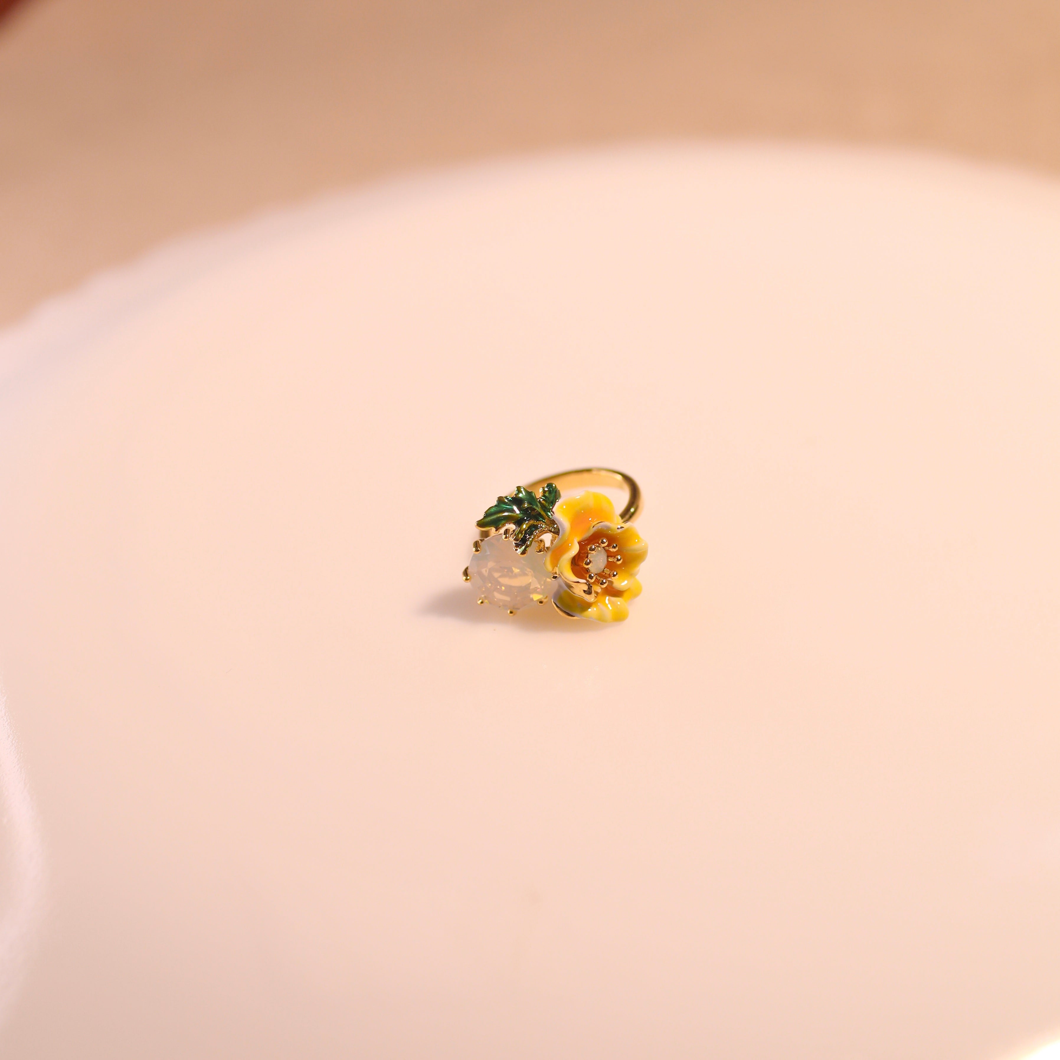 Anti-Tarnish Flowers Ring