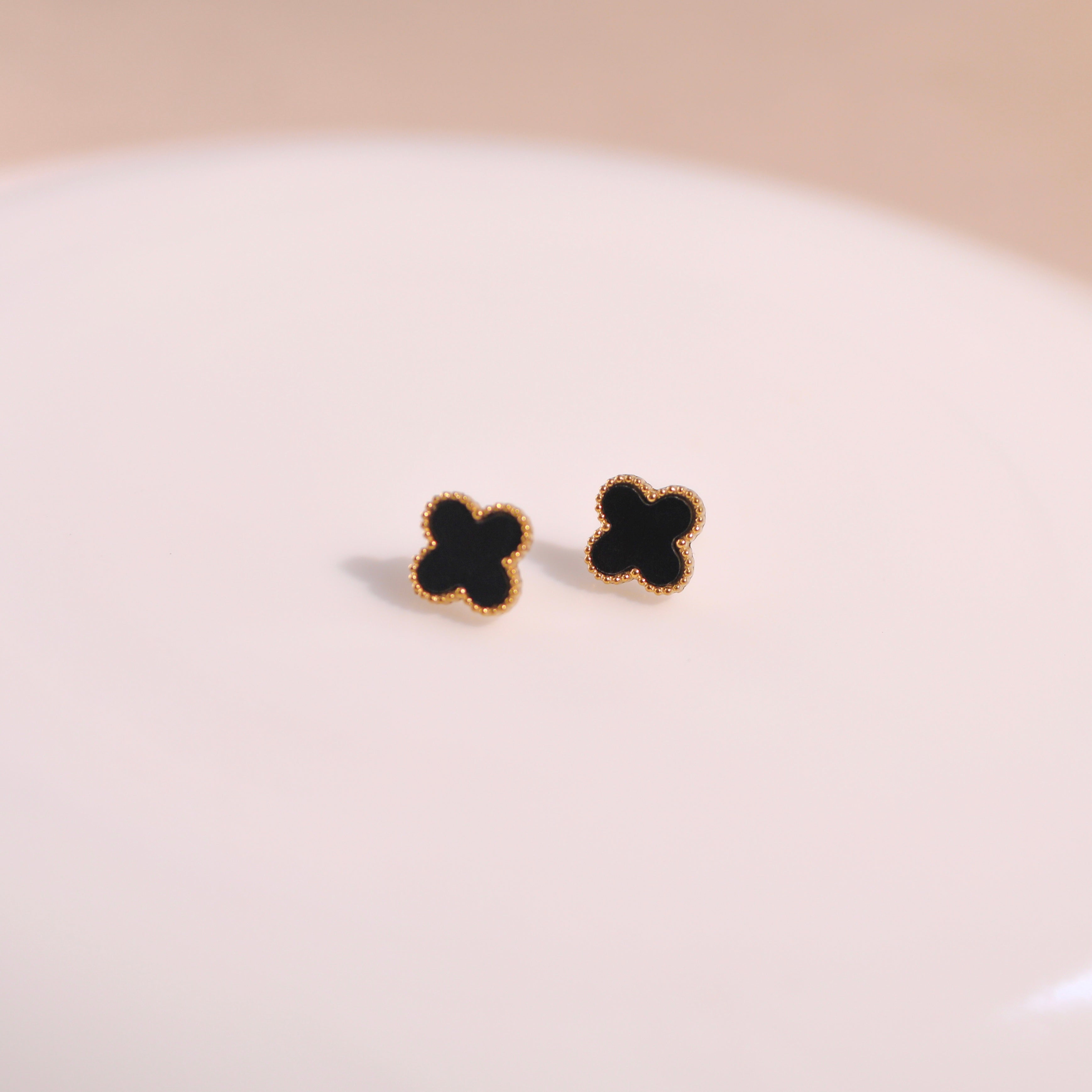 Black Floret Stud Earrings