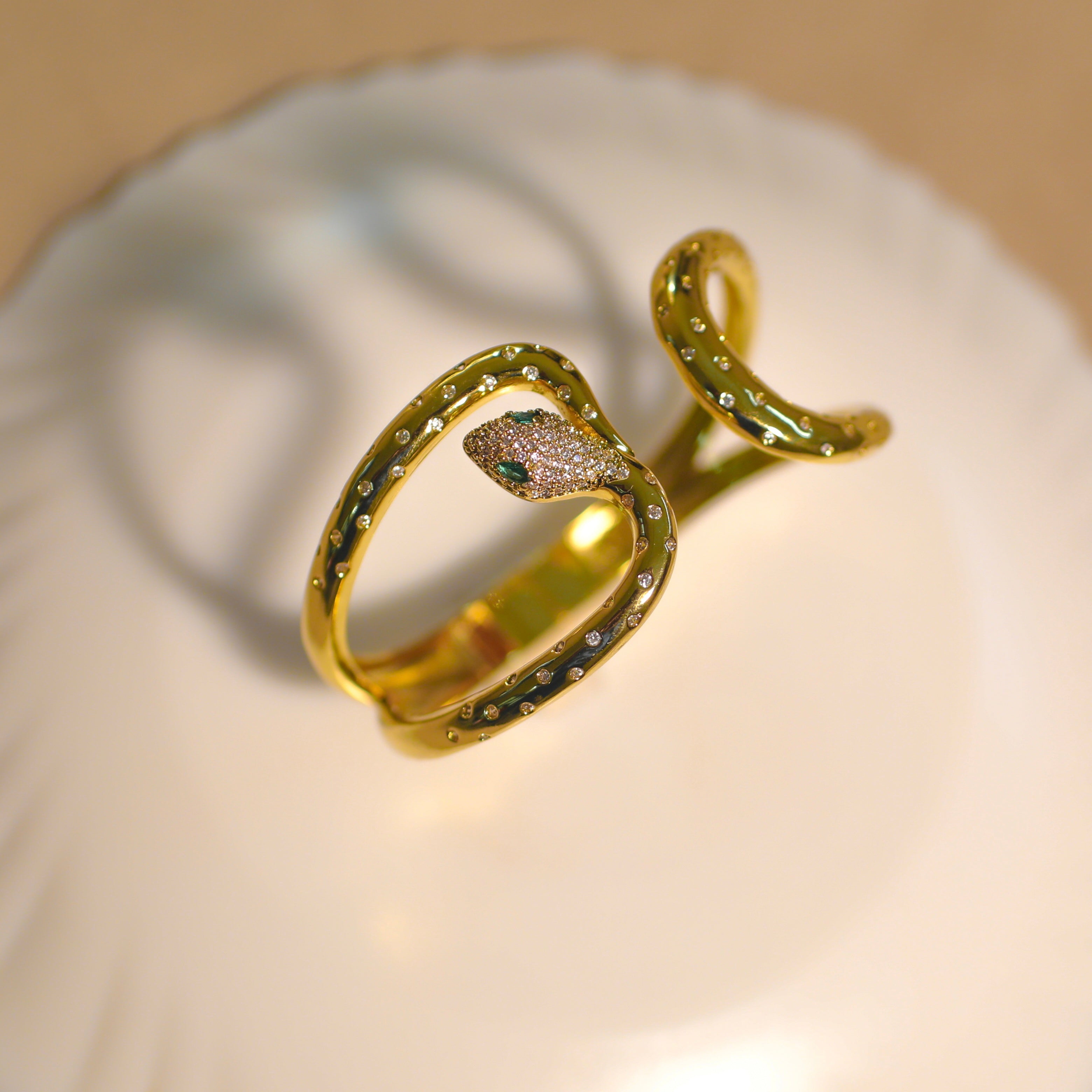 Anti-Tarnish Premium Snake Designer Bracelet