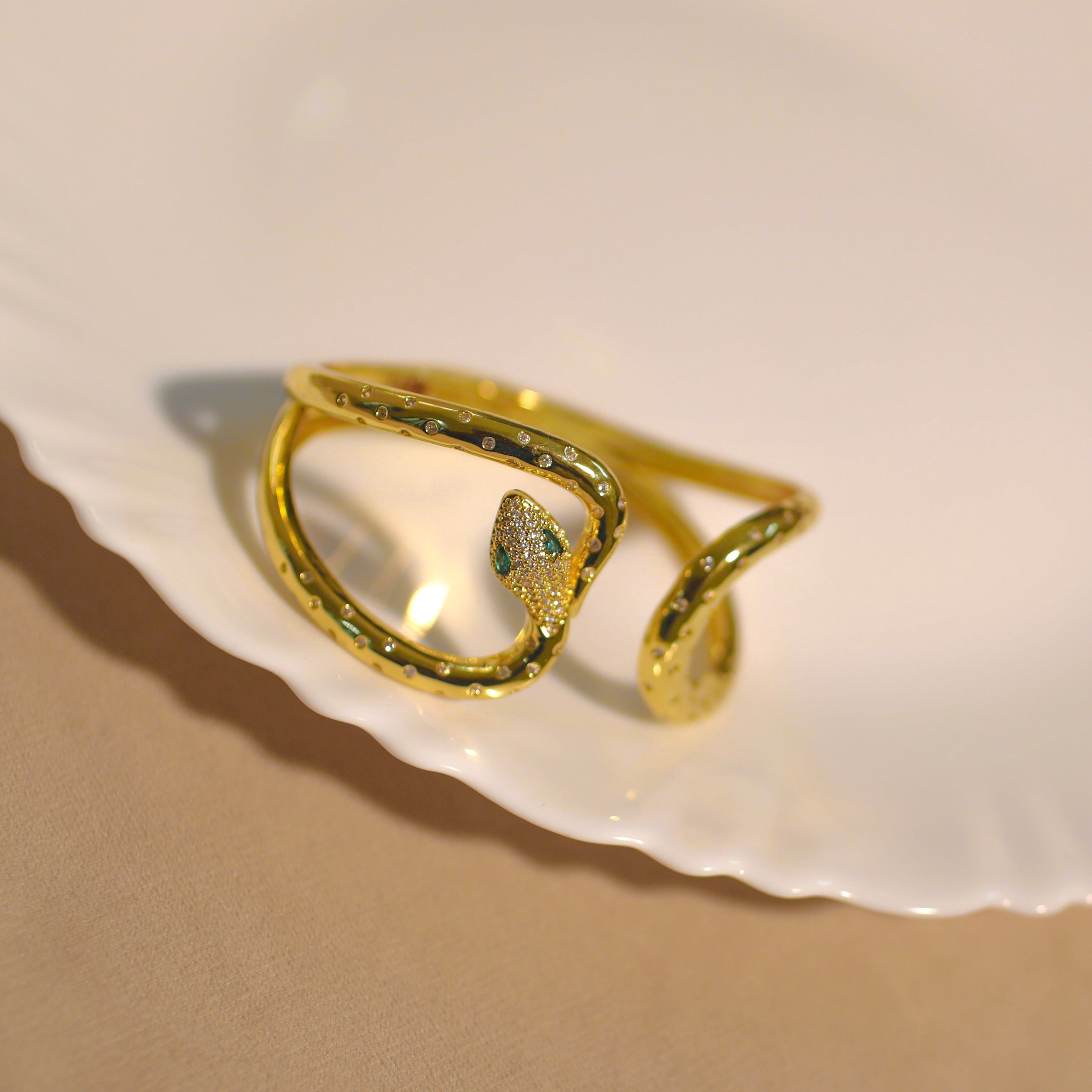 Anti-Tarnish Premium Snake Designer Bracelet