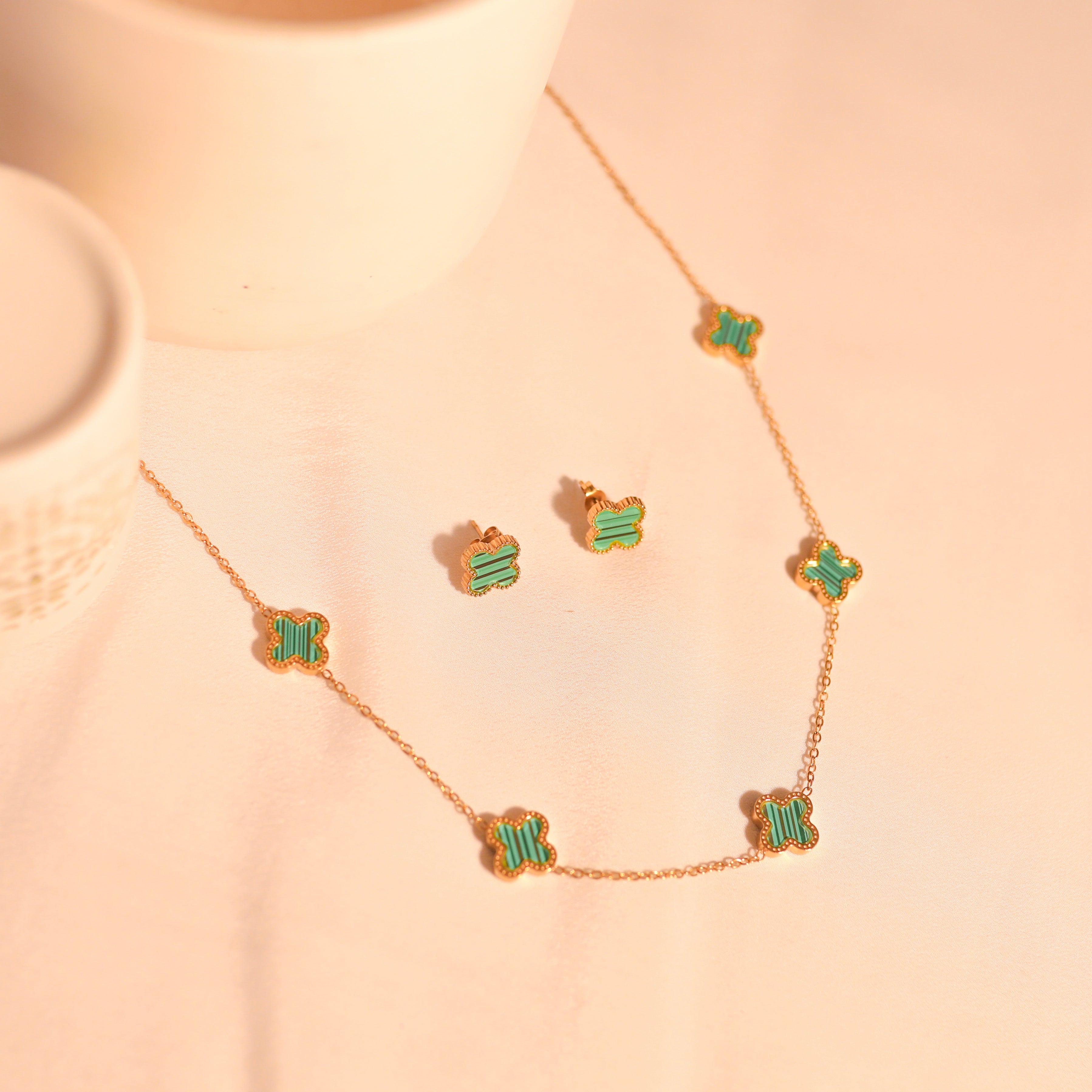 Anti-Tarnish Green Floral Chain and Earrings Set.
