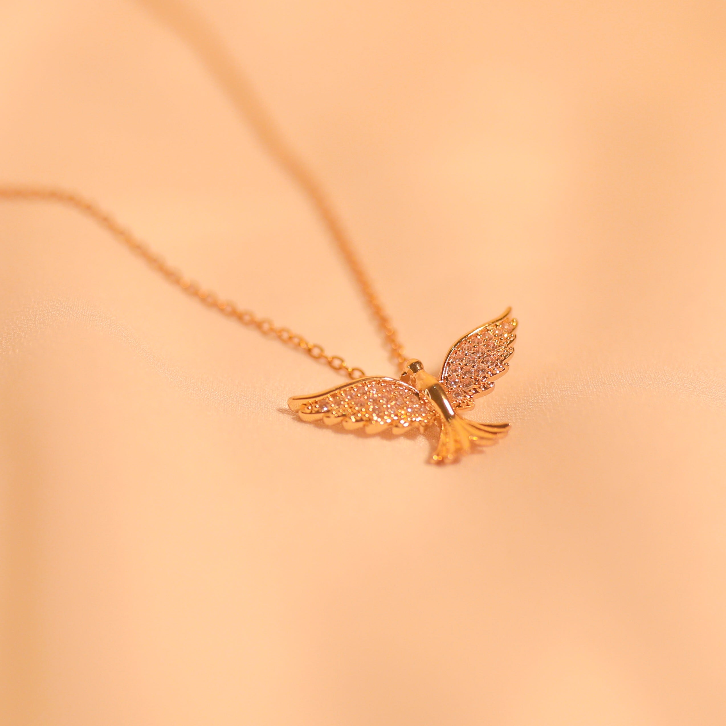 Anti-Tarnish Xuping Premium Stone Studded Phoenix Pendant -123