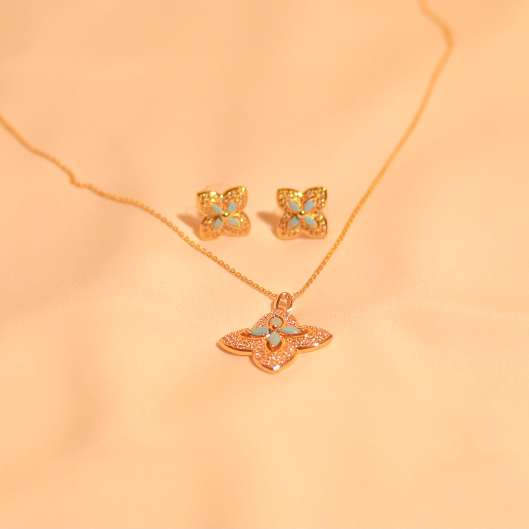 Anti-Tarnish Premium Stone Studded Clover Pendant Set -128