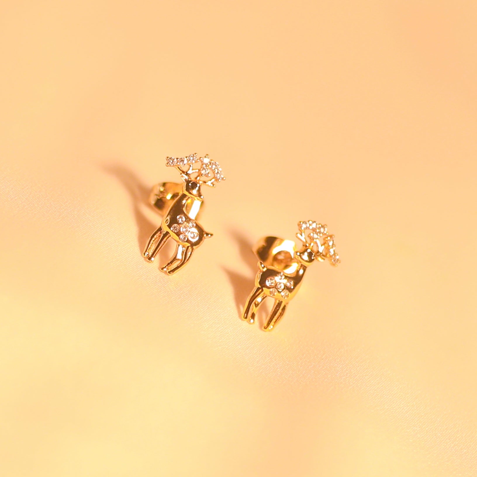 Anti-Tarnish Xuping Premium ReinDeer Studs -148