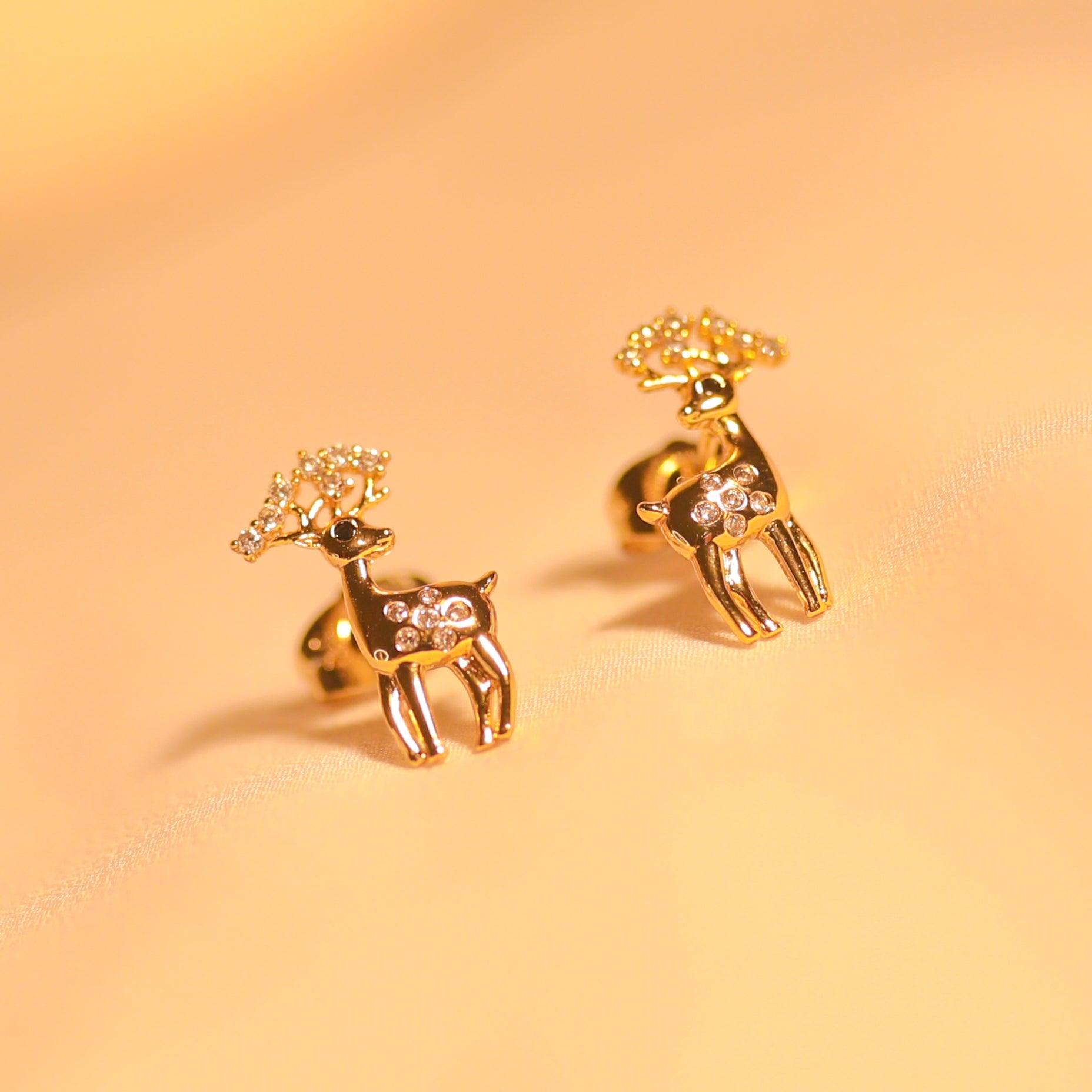 Anti-Tarnish Xuping Premium ReinDeer Studs -148