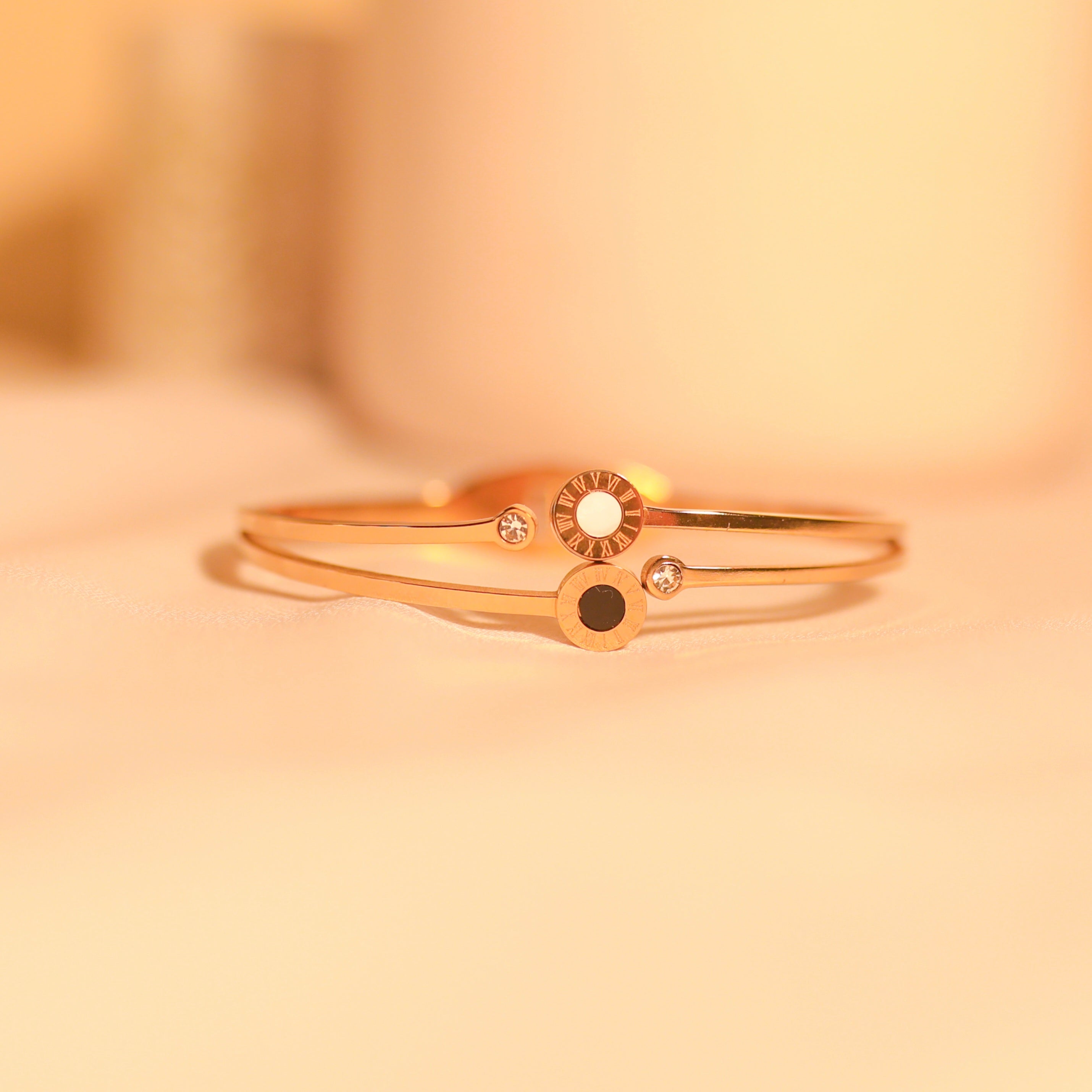 Anti-Tarnish Timeless Double Head Bracelet -146