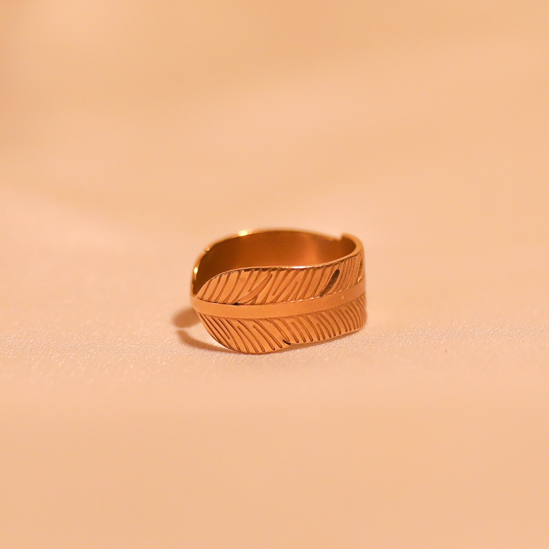Anti-Tarnish Feather Designer Ring-159