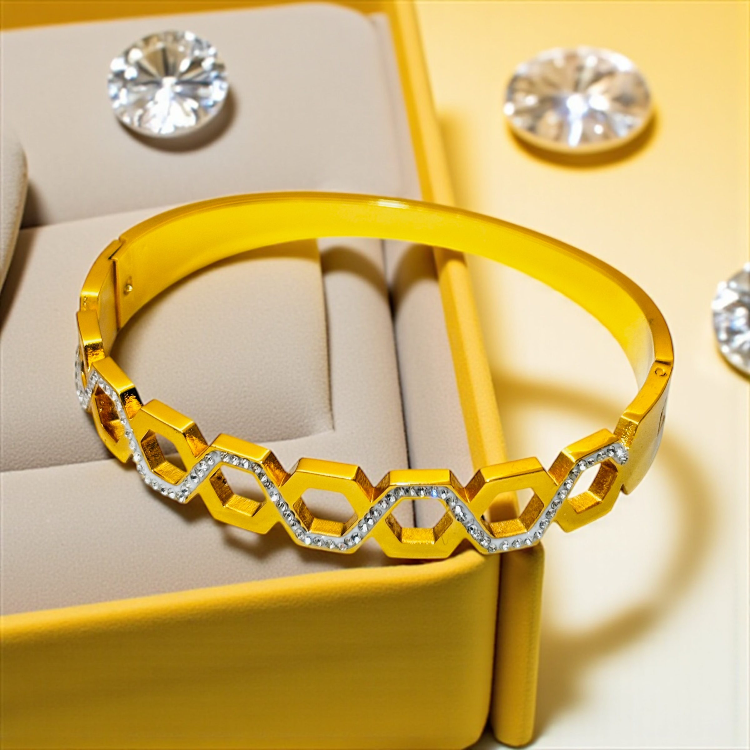 Golden Weave- Anti Tarnish Bracelet