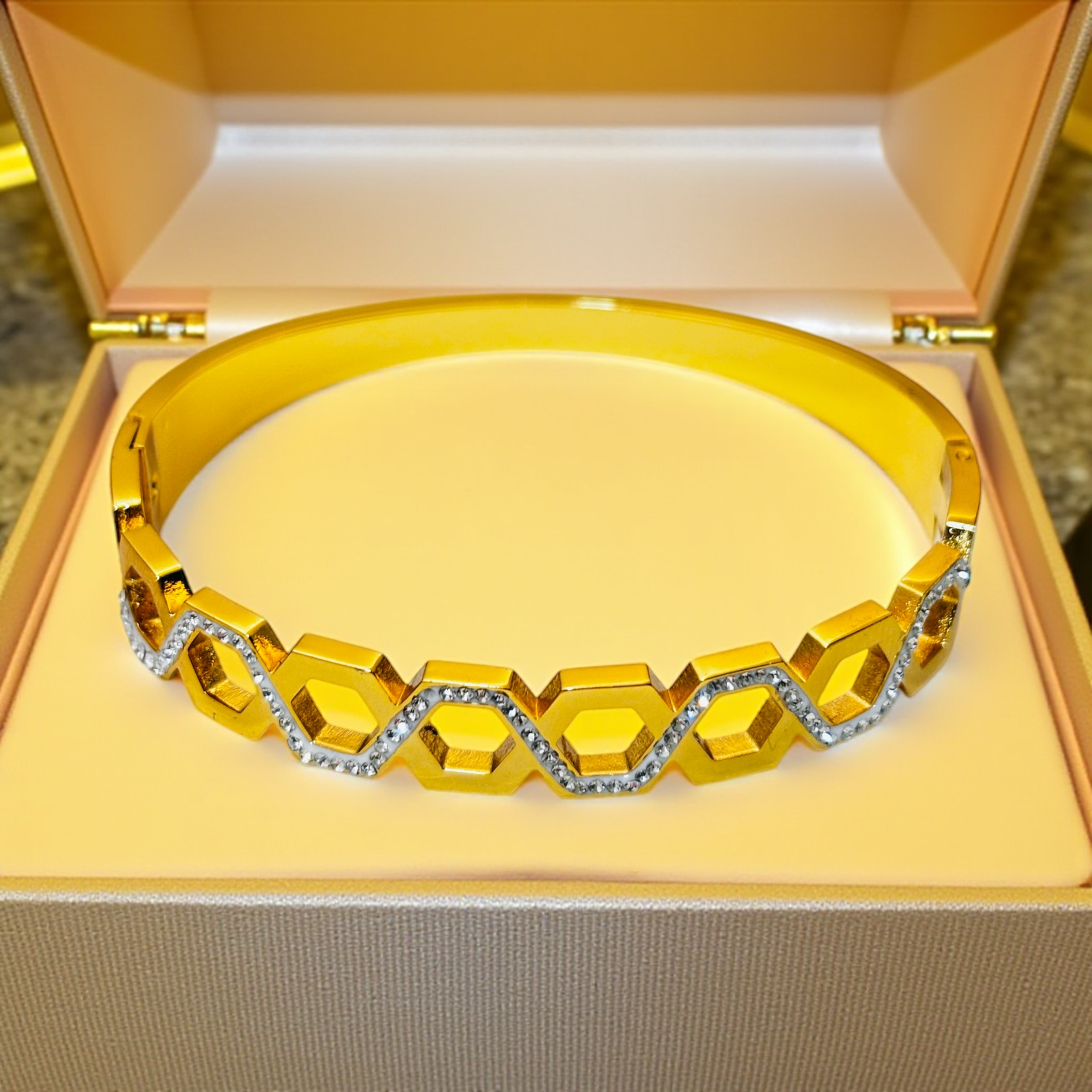 Golden Weave- Anti Tarnish Bracelet
