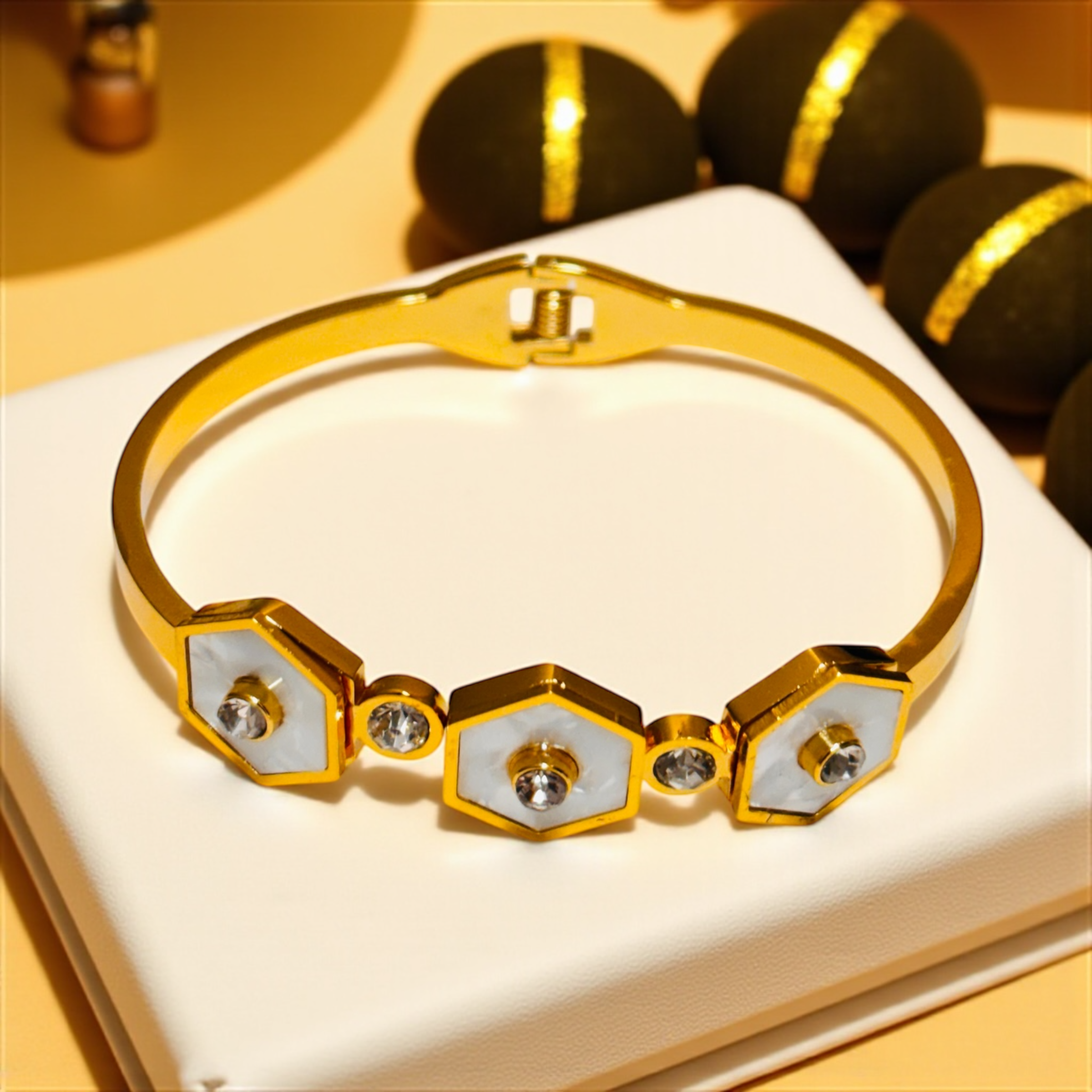 EternaBond - Anti Tarnish Bracelet